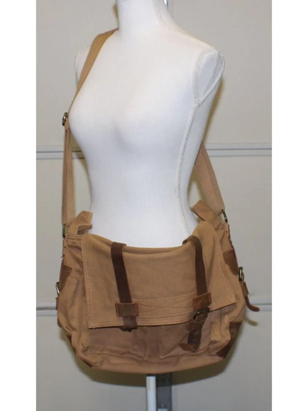 Augur Strauss & Co Canvas Messenger Bag Tan Buckle Flaps Adj Strap Utility Style